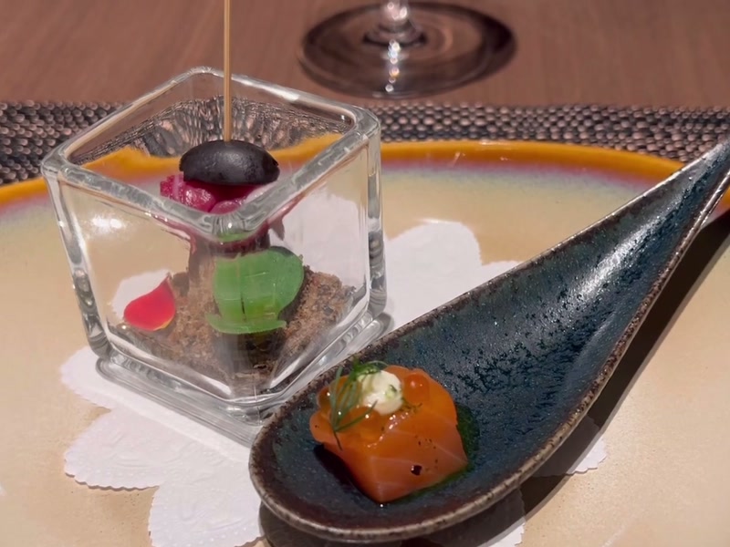 An amuse-bouche at THE JEWELS